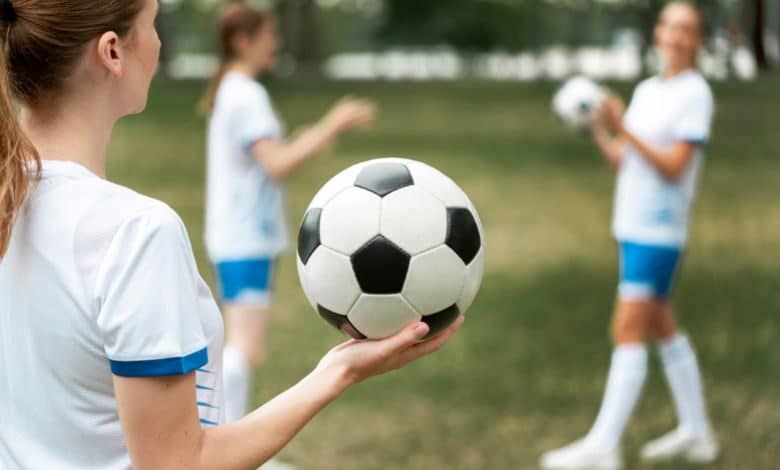 Women's soccer gains more fans, draws investors